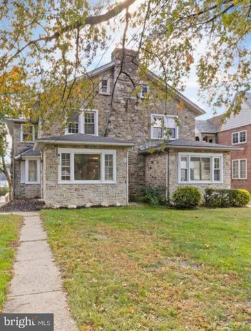 $2,500 | 514 East Lancaster Avenue, Downingtown, PA 19335