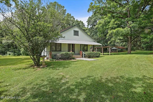 $199,000 | 873 Smith Co Road 142, Morton, MS 39117