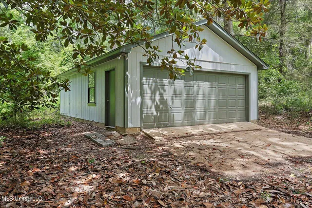 $199,000 | 873 Smith Co Road 142, Morton, MS 39117