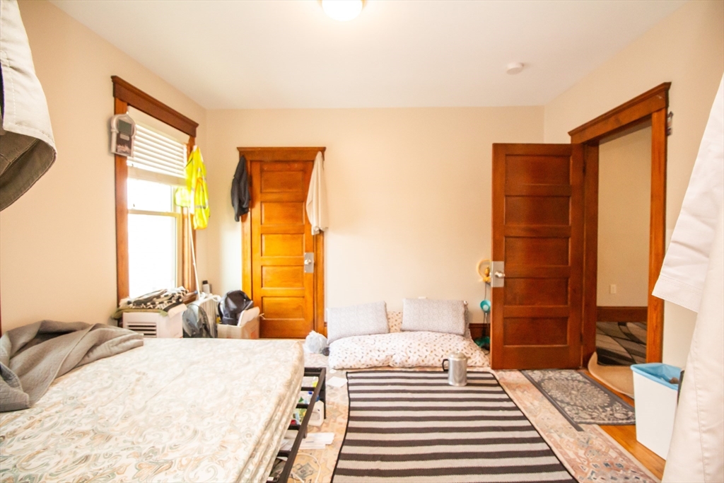 56 Cohasset Street Worcester, MA 01604 - Photo 21 of 33