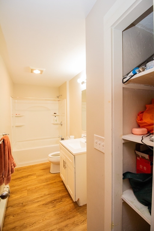 56 Cohasset Street Worcester, MA 01604 - Photo 26 of 33