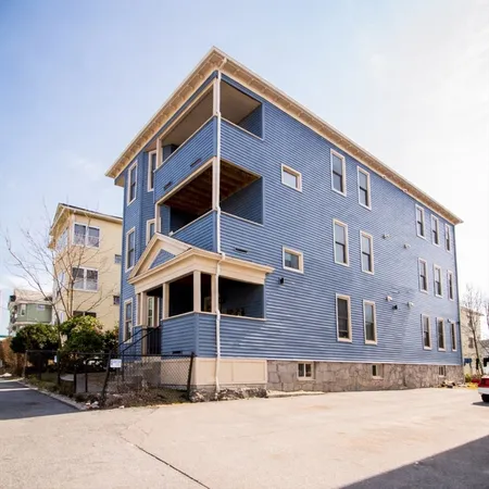 $985,000 | 56 Cohasset Street, Worcester, MA 01604
