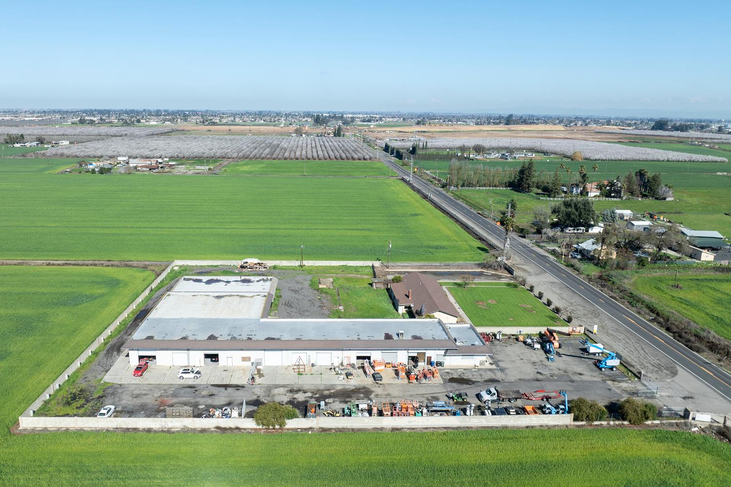 3941 Roselle Avenue Modesto, CA 95357 - Photo 10 of 13 a view of a city