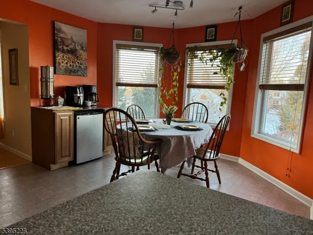 $560,000 | 13 Witherwood Drive, Hamburg, NJ 07419