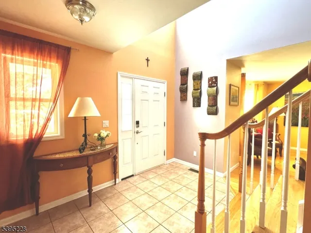 $560,000 | 13 Witherwood Drive, Hamburg, NJ 07419