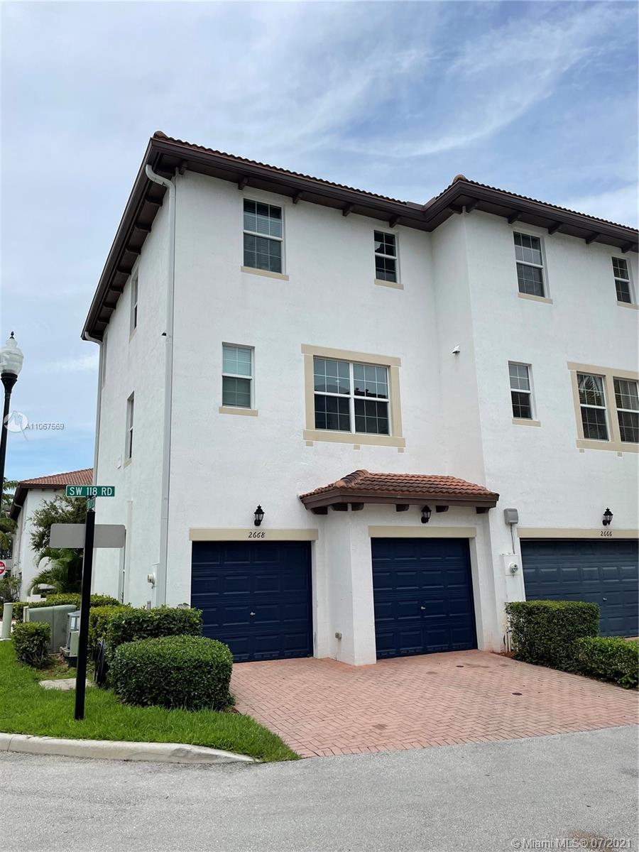2668 Southwest 118 Road Miramar, FL 33025 - Photo 14 of 18 Gallery Image 14
