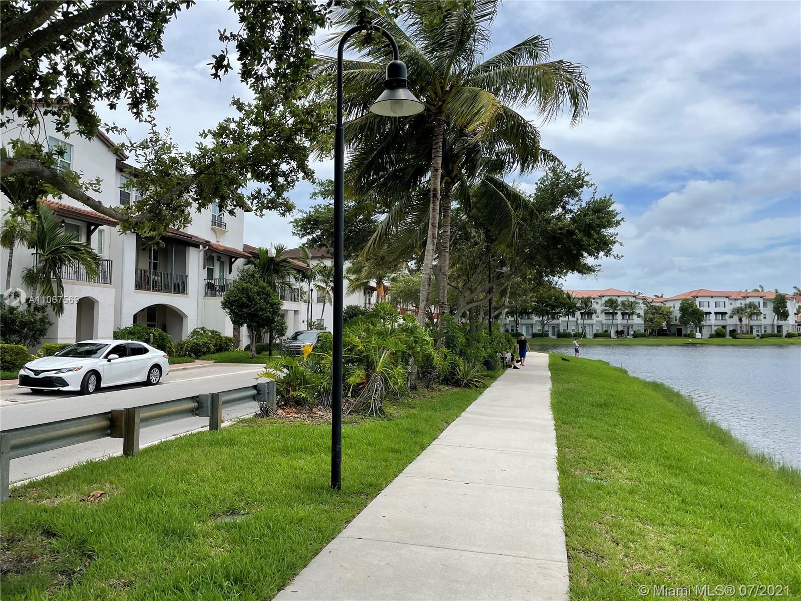 2668 Southwest 118 Road Miramar, FL 33025 - Photo 15 of 18 Gallery Image 15
