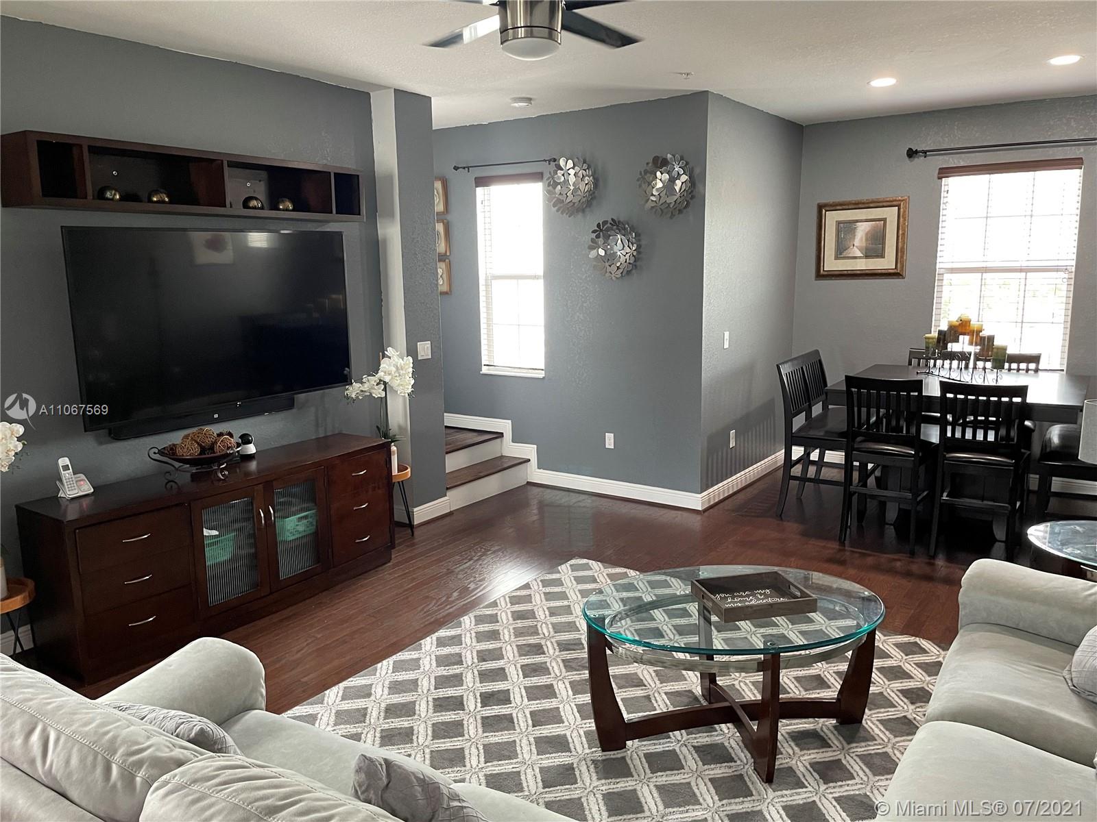 2668 Southwest 118 Road Miramar, FL 33025 - Photo 6 of 18 Gallery Image 6