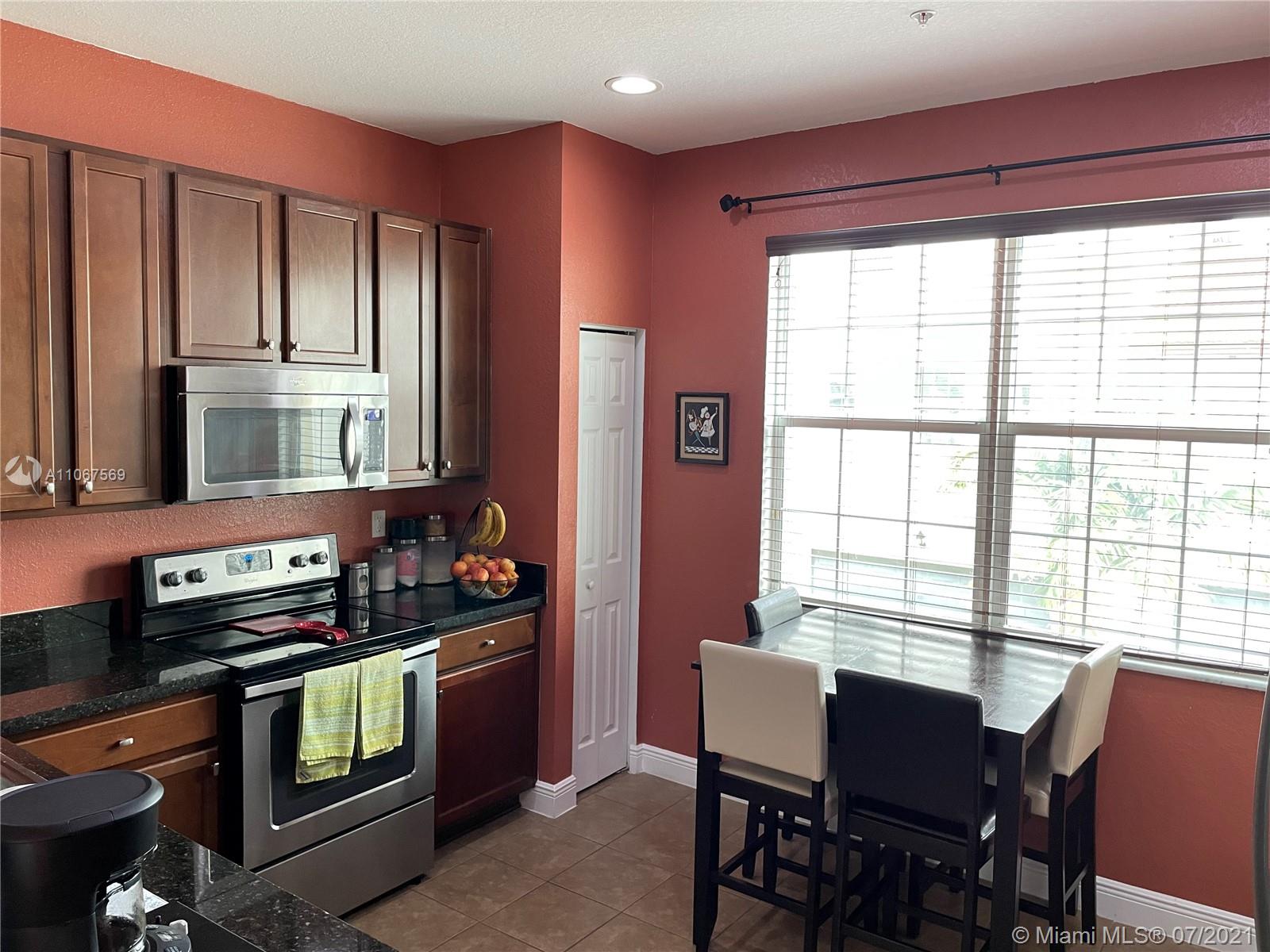 2668 Southwest 118 Road Miramar, FL 33025 - Photo 8 of 18 Gallery Image 8
