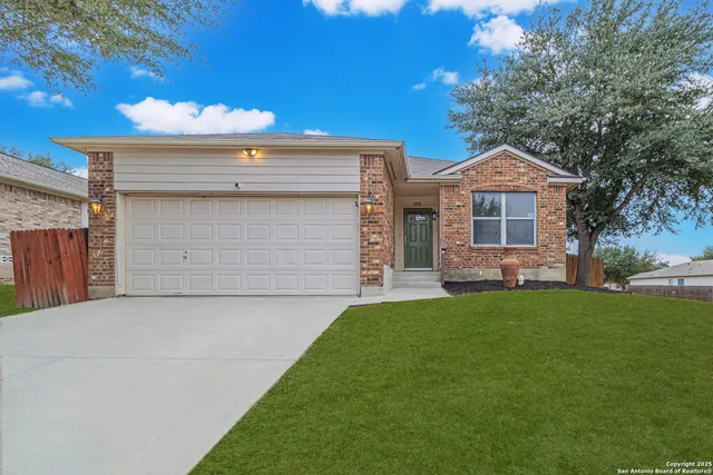 $285,000 | 5200 Columbia Drive, Cibolo, TX 78108
