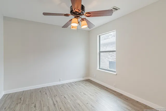 $280,000 | 5200 Columbia Drive, Cibolo, TX 78108