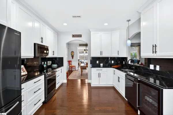 $690,000 | 218 Willowgreen Way, Greer, SC 29651