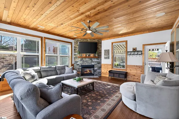 $690,000 | 218 Willowgreen Way, Greer, SC 29651