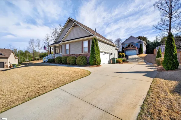 $690,000 | 218 Willowgreen Way, Greer, SC 29651