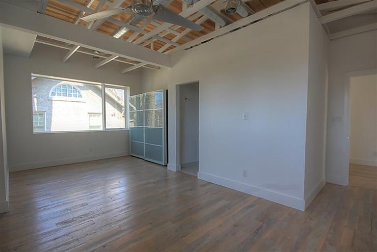 1017 Richmond Road Lexington, KY 40502 - Photo 25 of 29 Photo 25