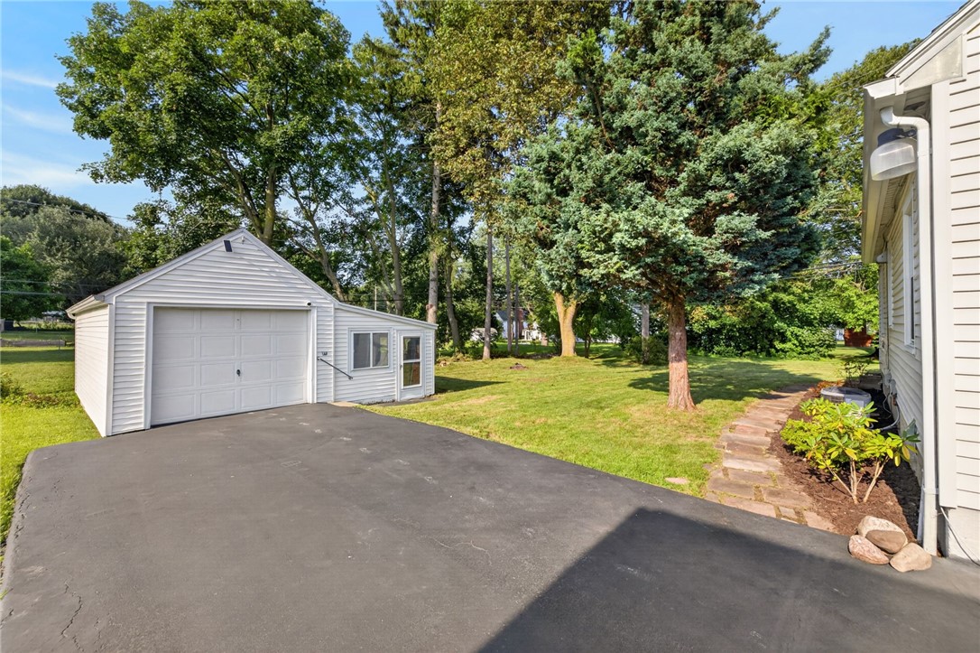 250 Harwick Road Irondequoit, NY 14609 - Photo 23 of 25 Gallery Image 23