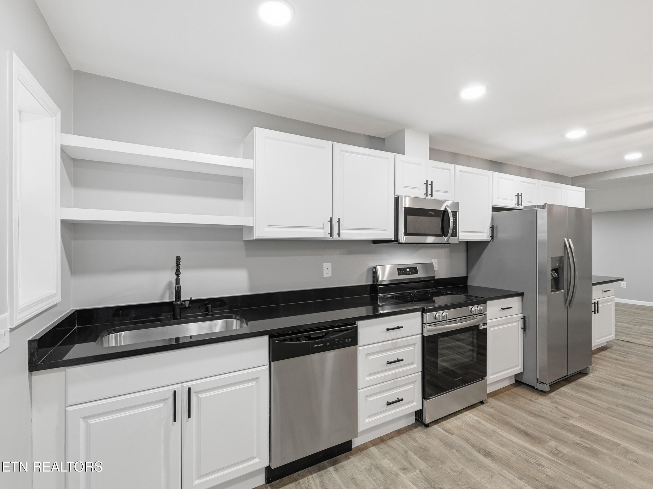 732 Butler Mill Road Maryville, TN 37803 - Photo 15 of 40 16_img_5564