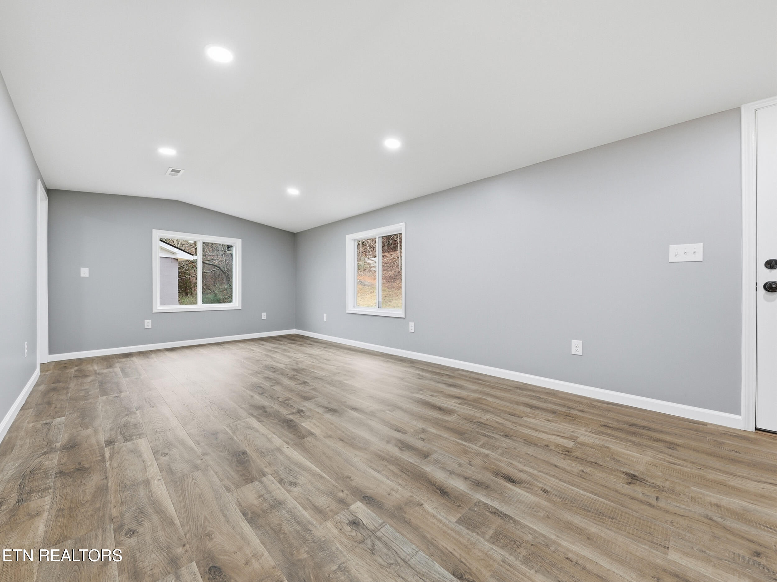 732 Butler Mill Road Maryville, TN 37803 - Photo 9 of 40 10_img_5469