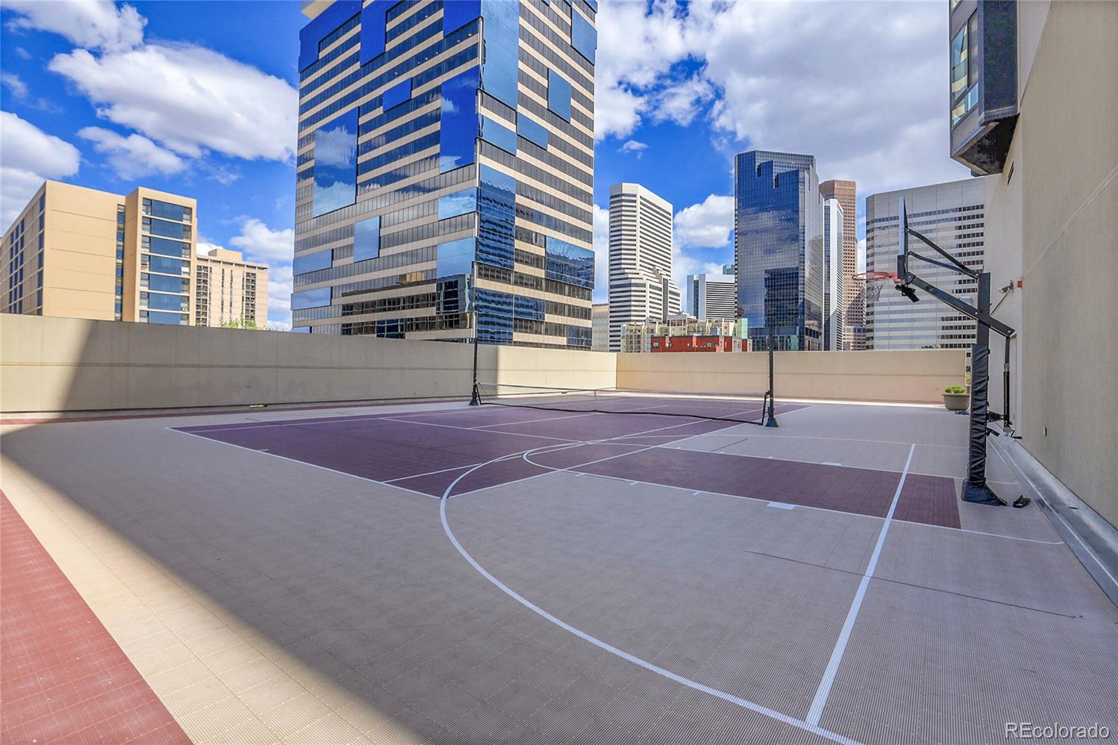 1777 Larimer Street, Unit 807 Denver, CO 80202 - Photo 24 of 25 a outdoor view of a building