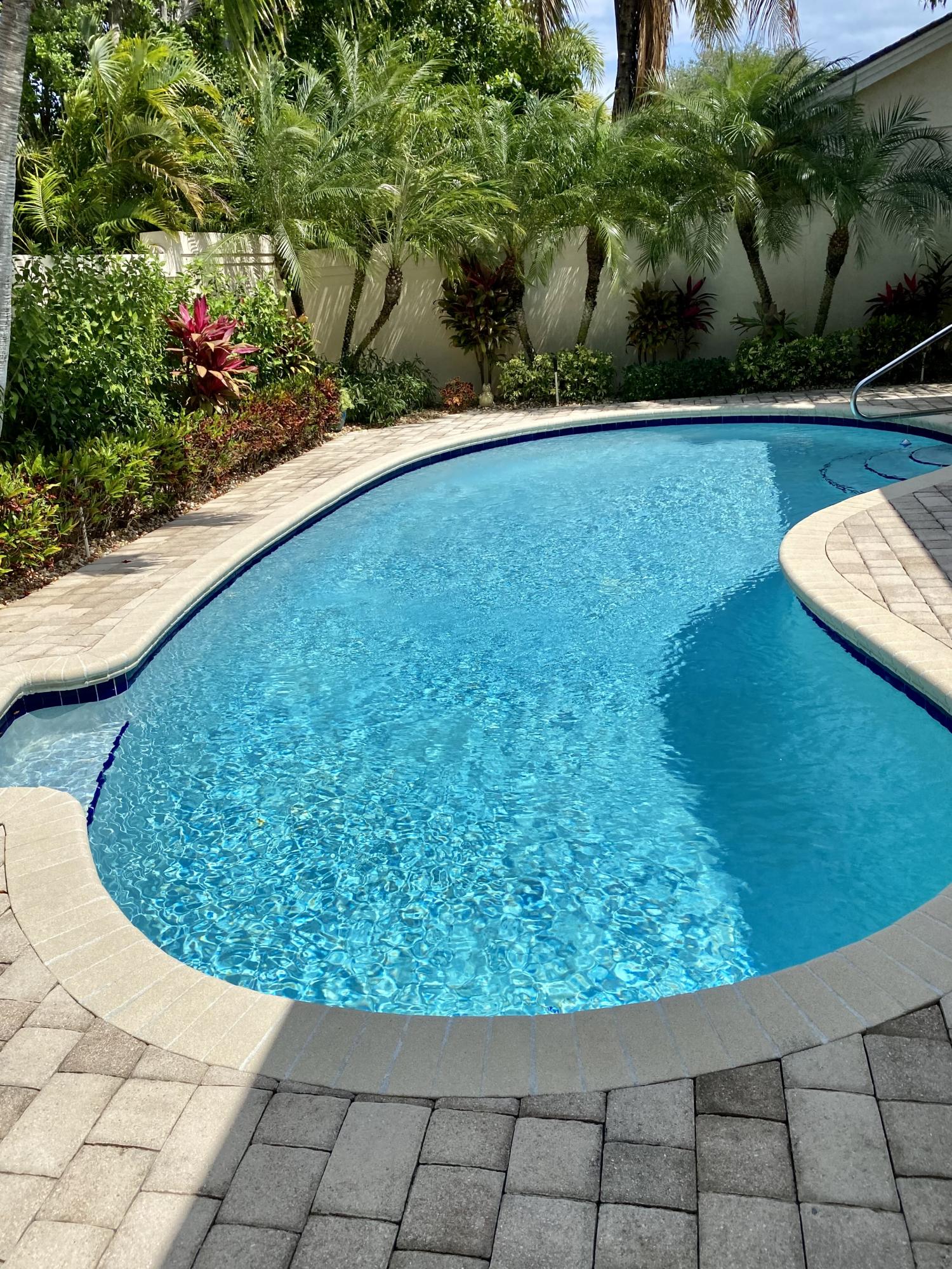107 Inner Harbour Way Jupiter, FL 33477 - Photo 16 of 17 Pool