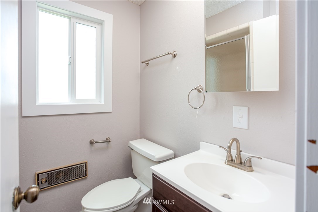 4923 Blair Slack Road Wenatchee, WA 98801 - Photo 16 of 39 Gallery Image 16