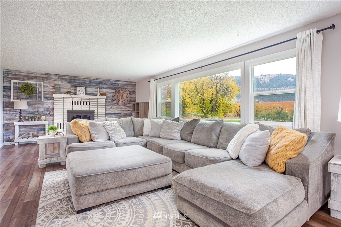 4923 Blair Slack Road Wenatchee, WA 98801 - Photo 5 of 39 Gallery Image 5