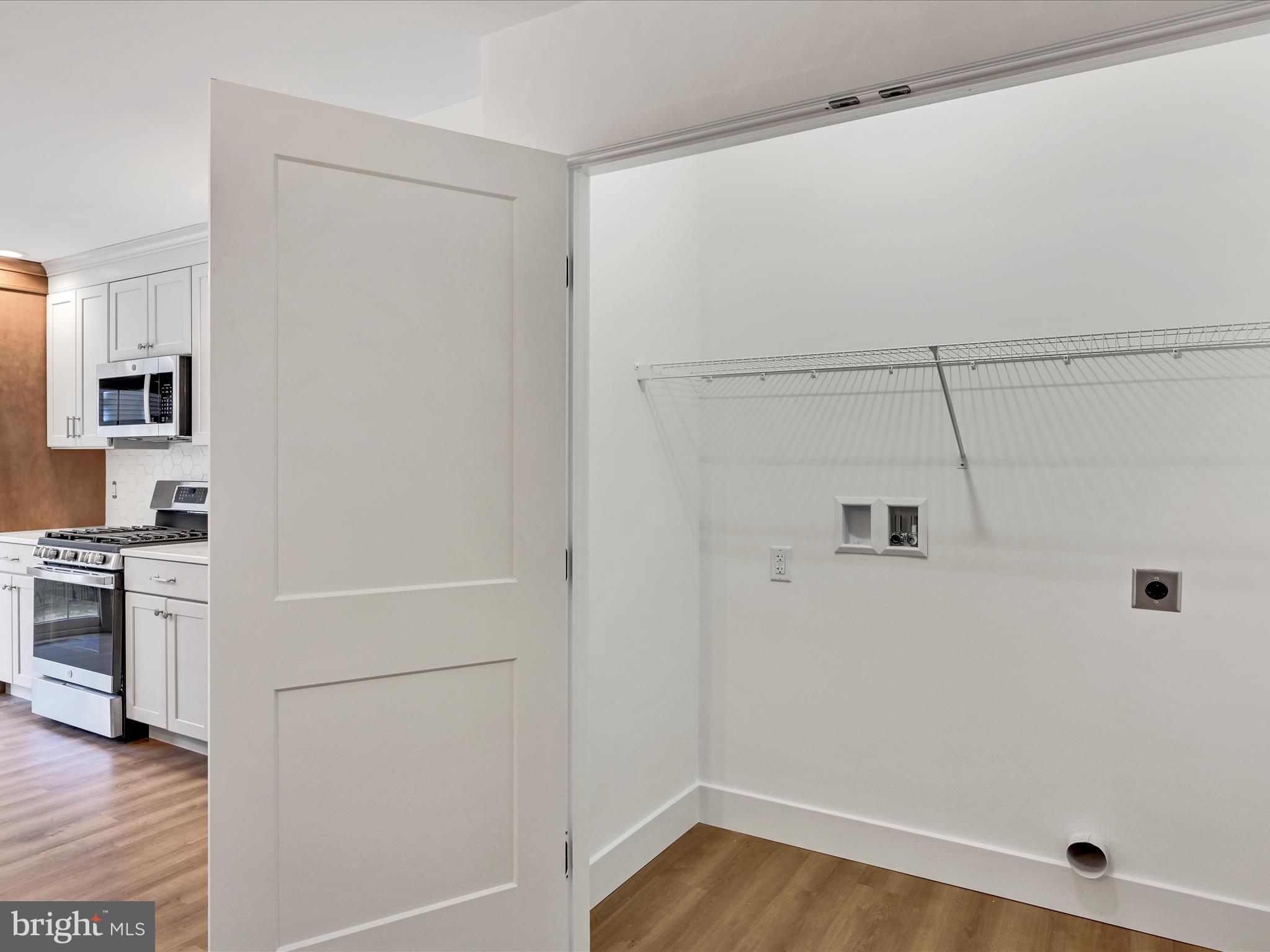 407 General Sutter Avenue Lititz, PA 17543 - Photo 11 of 28 Pantry