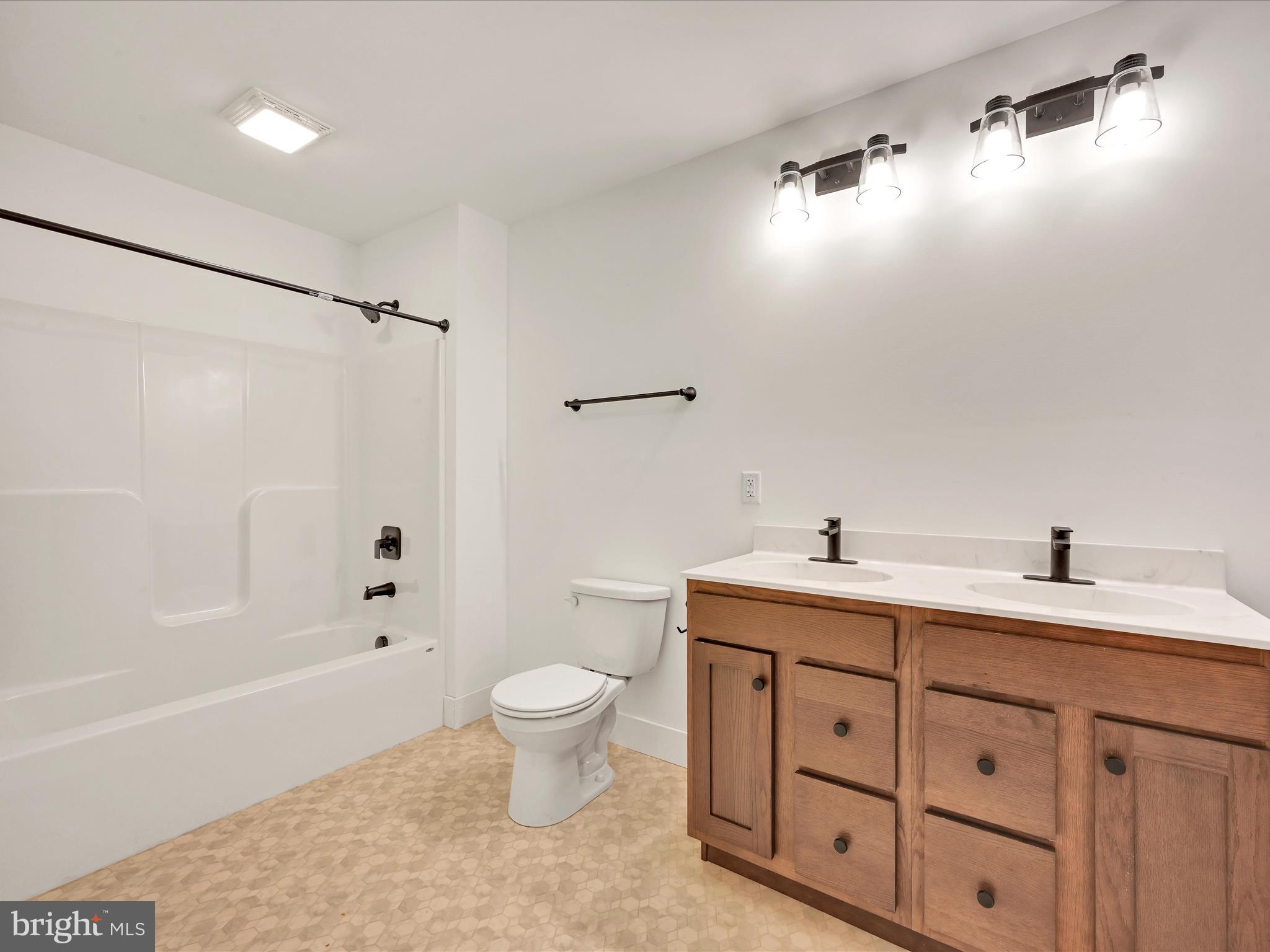 407 General Sutter Avenue Lititz, PA 17543 - Photo 25 of 28 Bathroom