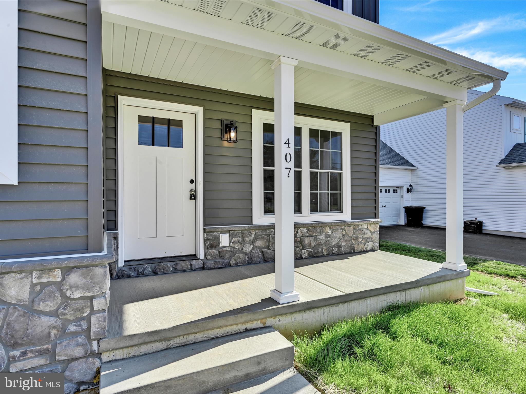 407 General Sutter Avenue Lititz, PA 17543 - Photo 4 of 28 Front