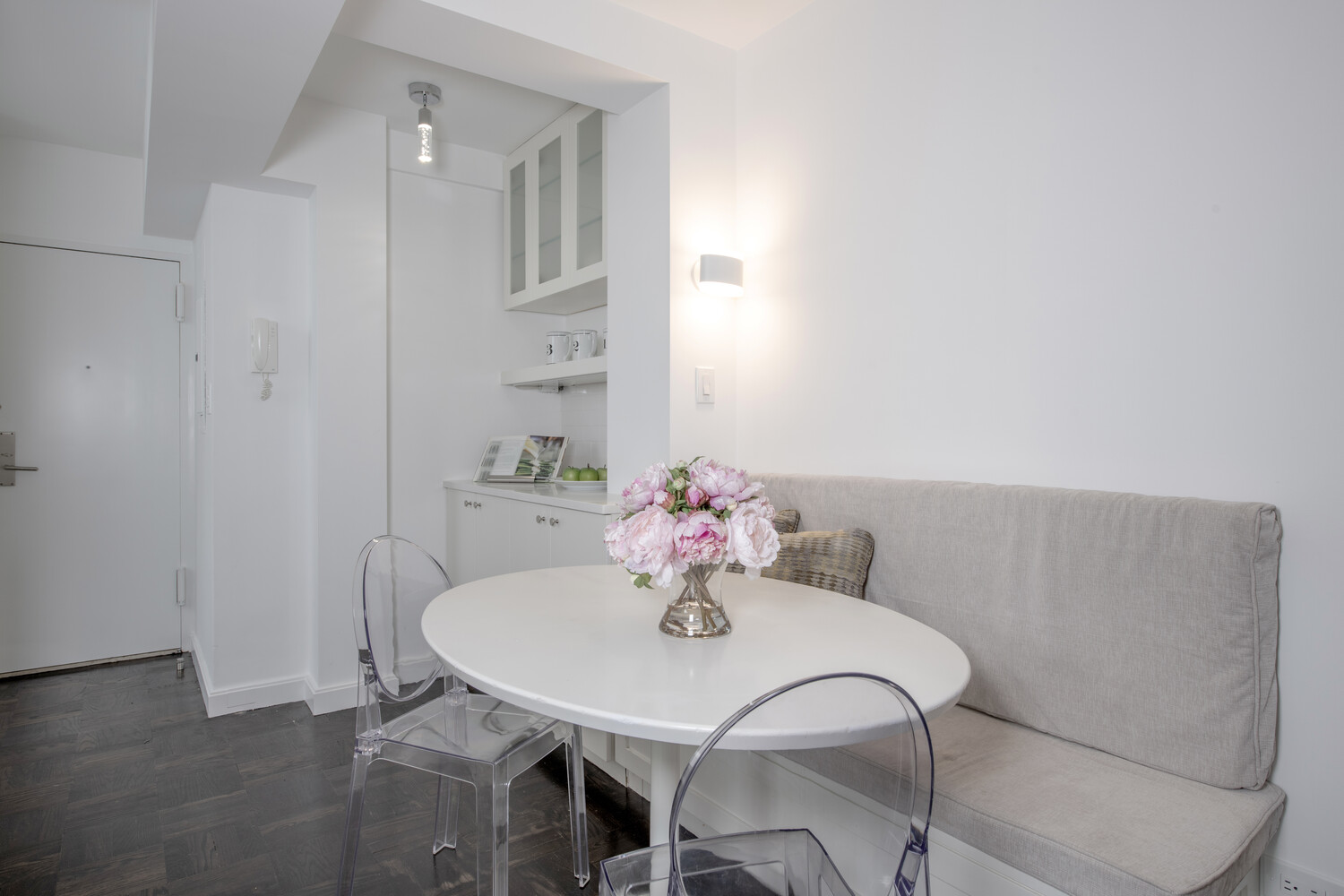 799 Park Avenue, Unit 9A Manhattan, NY 10021 - Photo 5 of 14 a view of table and chair
