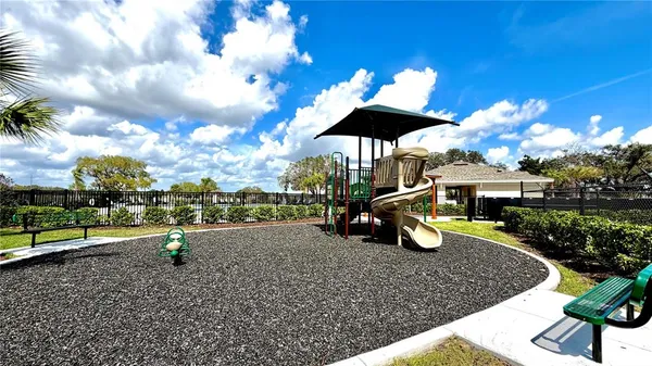$1,950 | 3710 King Hill Drive, Haines City, FL 33844