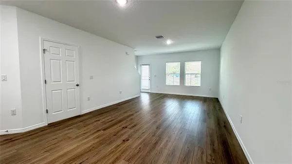 $1,950 | 3710 King Hill Drive, Haines City, FL 33844