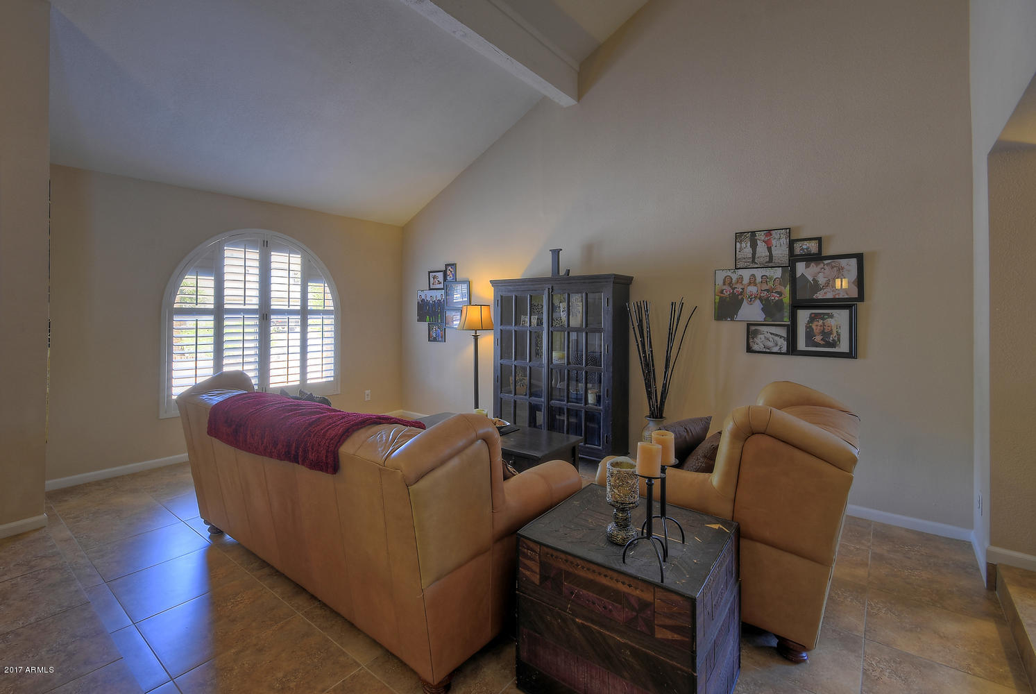 4655 East Grandview Road Phoenix, AZ 85032 - Photo 5 of 40 Living Room