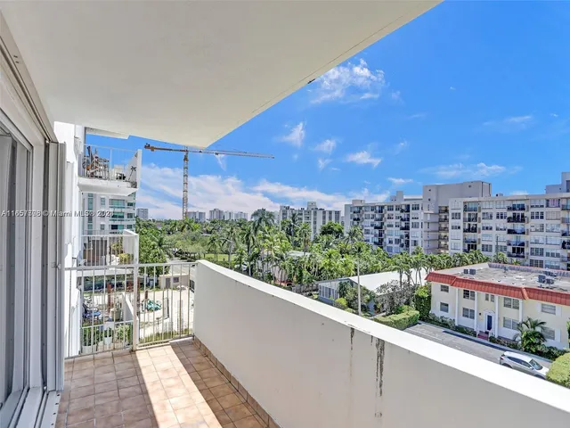 $365,000 | 1075 92nd Street, Unit 504, Bay Harbor Islands, FL 33154