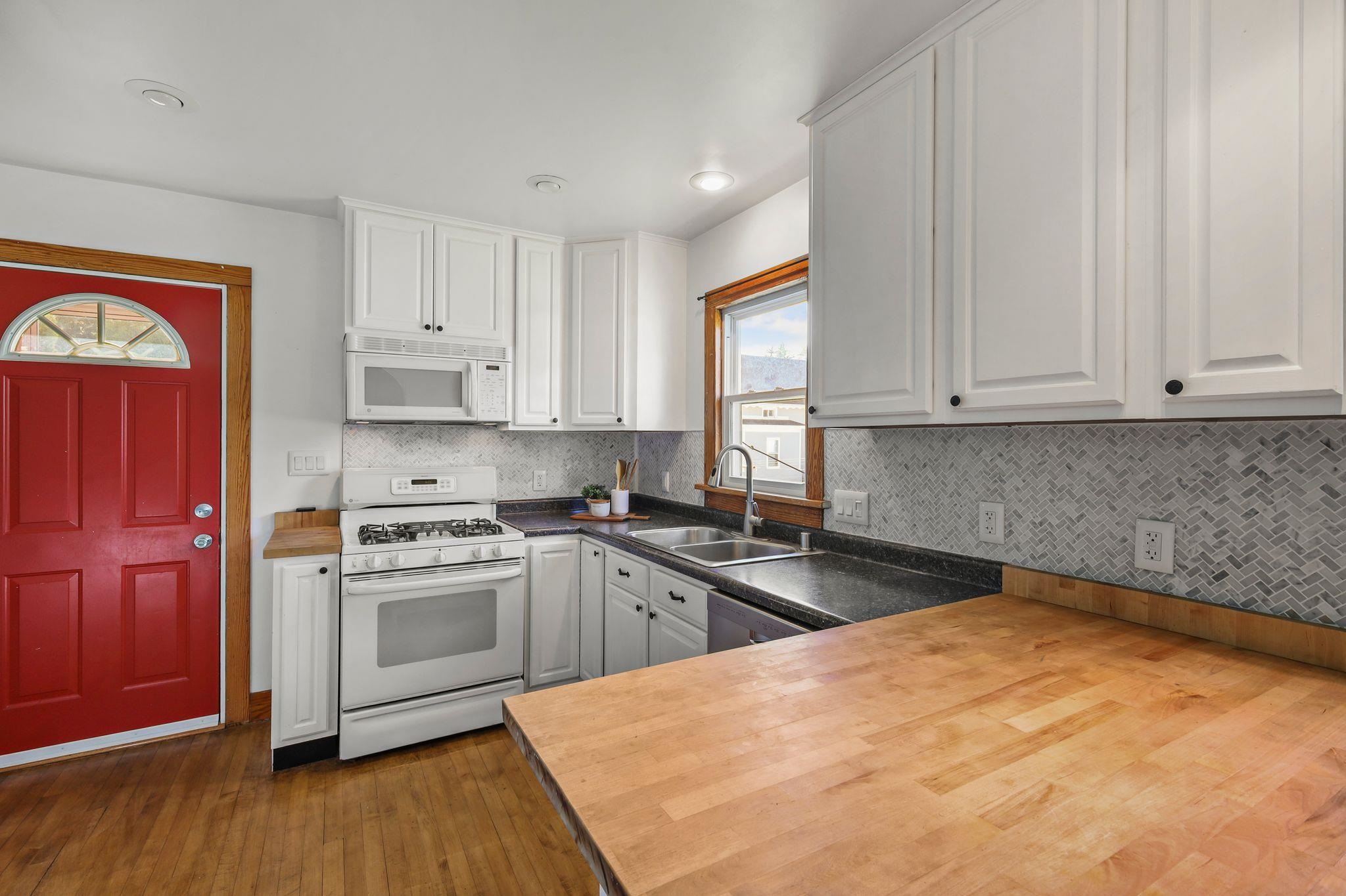 224 South Main Street Oregon, WI 53575 - Photo 11 of 42