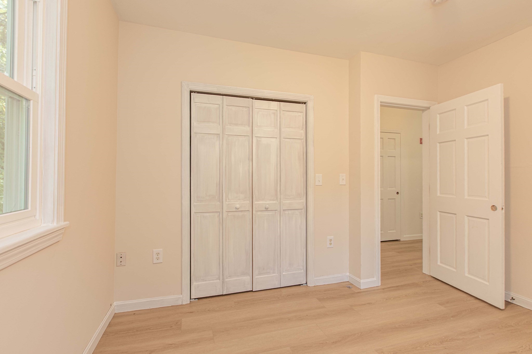 76 Roberts Road Bridgewater, MA 02324 - Photo 18 of 26 Gallery Image 18