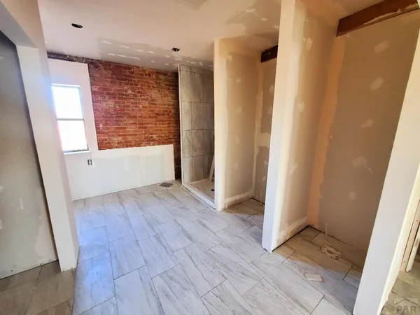 $1,300,000 | 115 West Evans Avenue, Pueblo, CO 81004