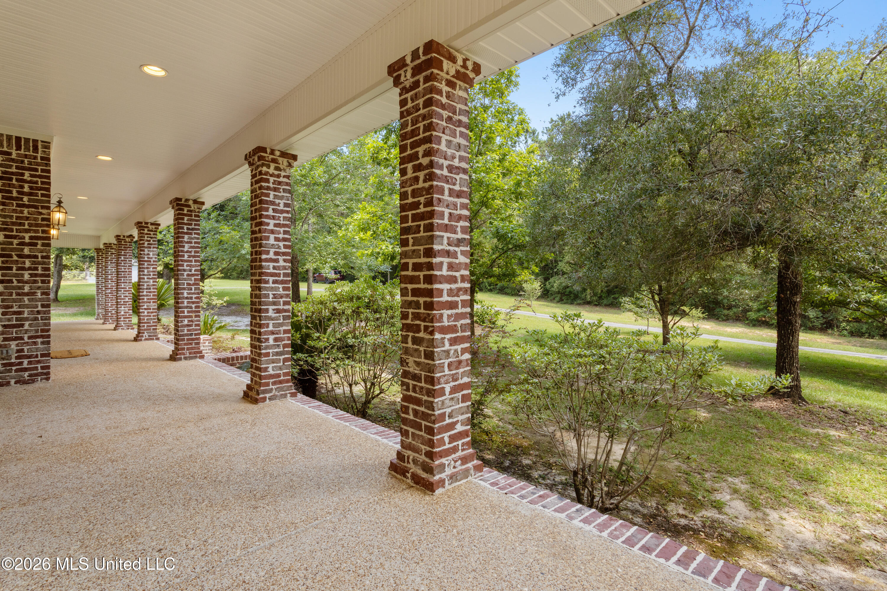 16109 Roberts Road Vancleave, MS 39565 - Photo 5 of 75 00005