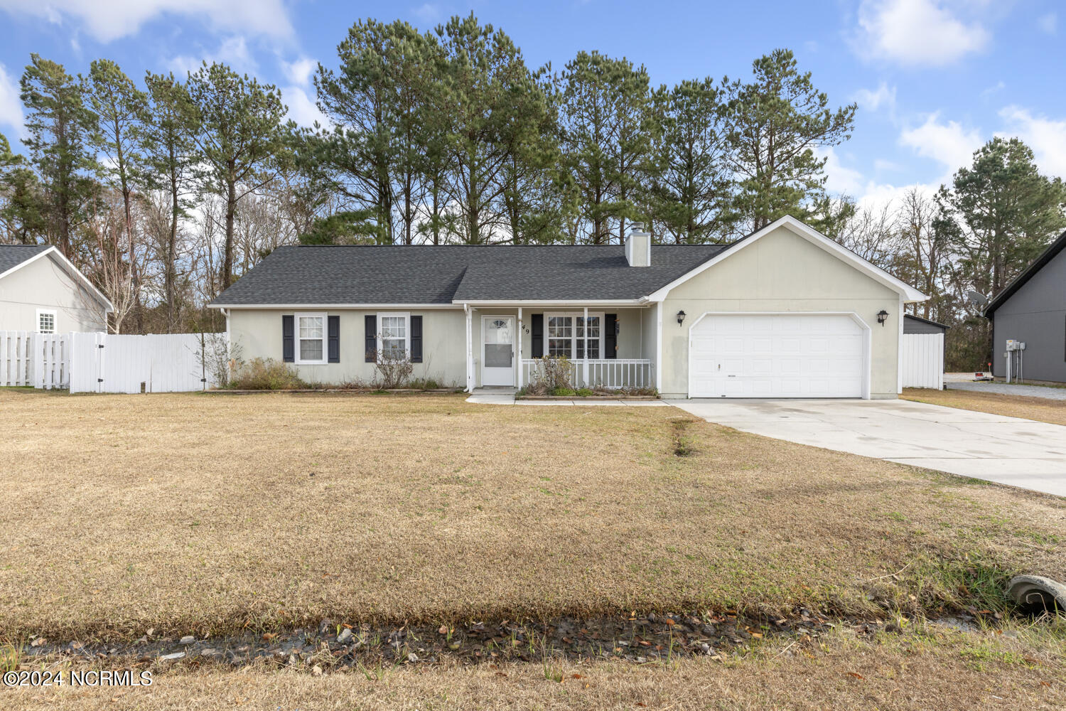 249 Parnell Road Hubert, NC 28539 - Photo 1 of 21 parnell-1