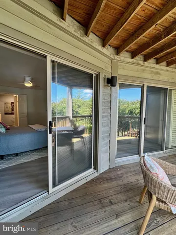 $2,950 | 2004 Quay Village Court, Unit 101, Annapolis, MD 21403