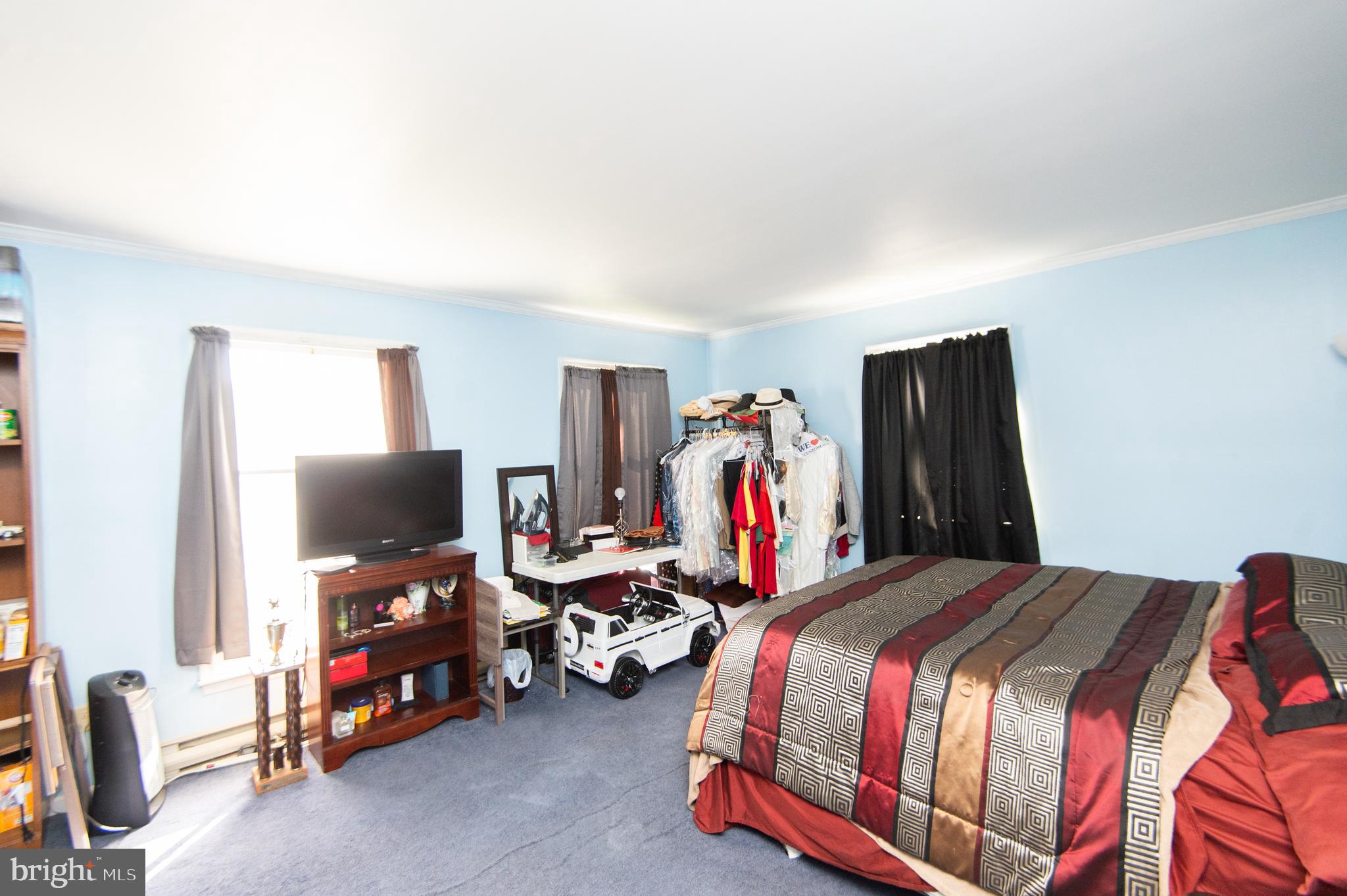807 Bayly Road Cambridge, MD 21613 - Photo 18 of 38 Lg downstairs bedroom or multi generational room