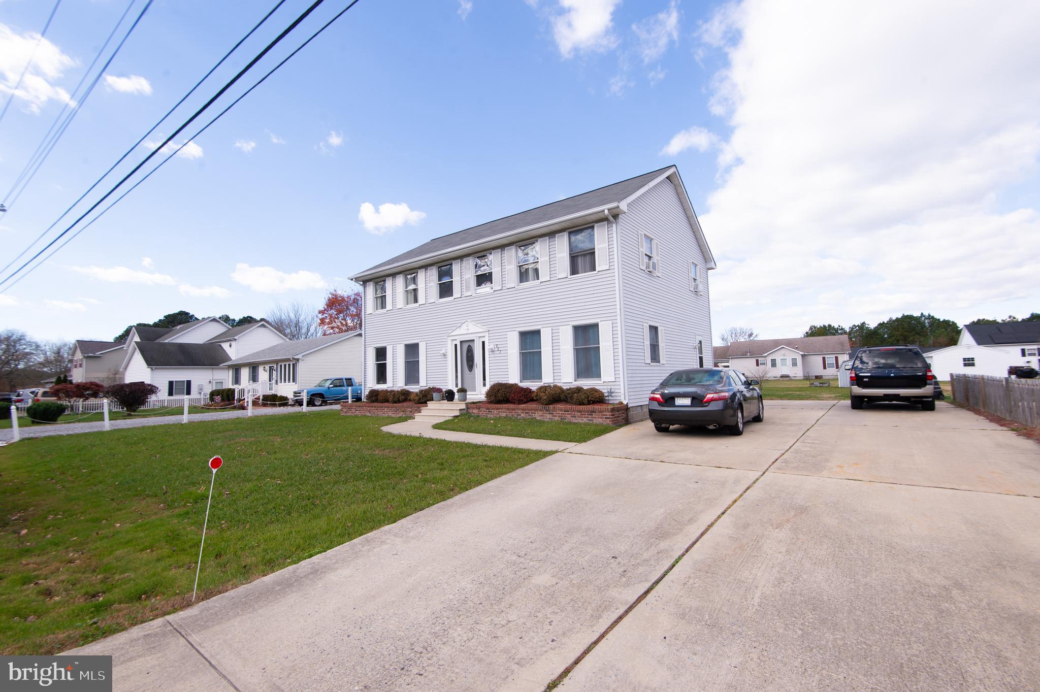 807 Bayly Road Cambridge, MD 21613 - Photo 2 of 38 Parking for at least 8 cars.