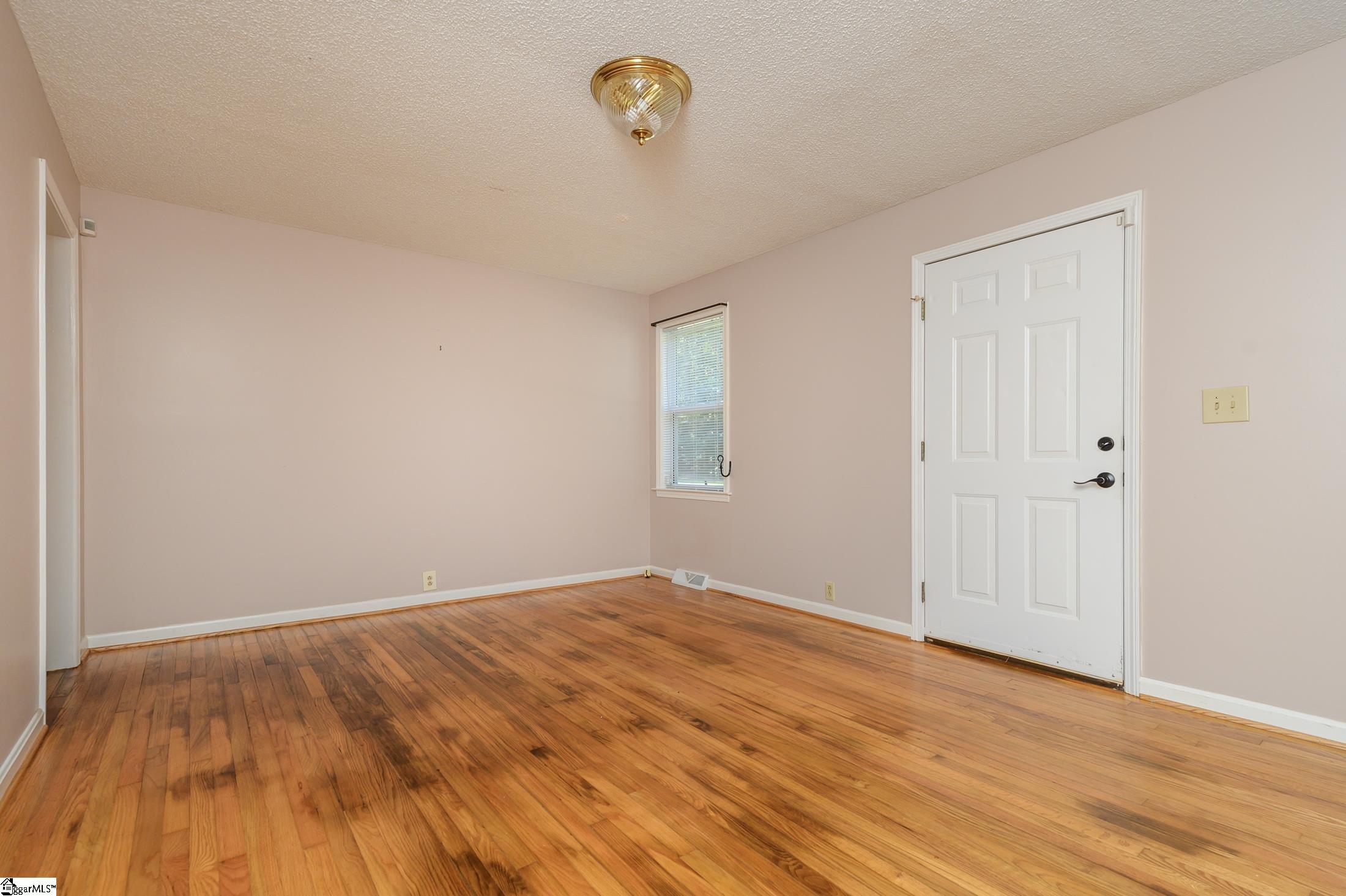886 Greenville Street Pendleton, SC 29670 - Photo 8 of 29 Gallery Image 8
