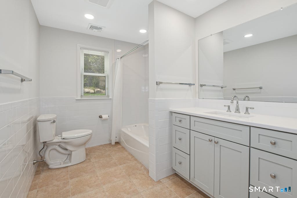 3 Wild Rose Road Westport, CT 06880 - Photo 8 of 19 Gallery Image 8
