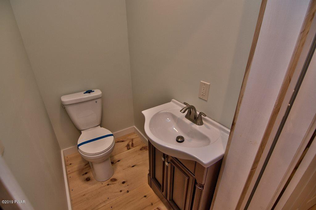 61 Giles Road Waymart, PA 18472 - Photo 14 of 45