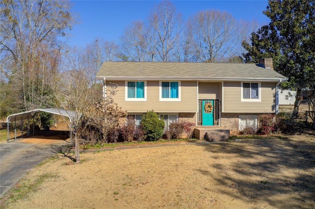 588 Greenview Ave Southeast  