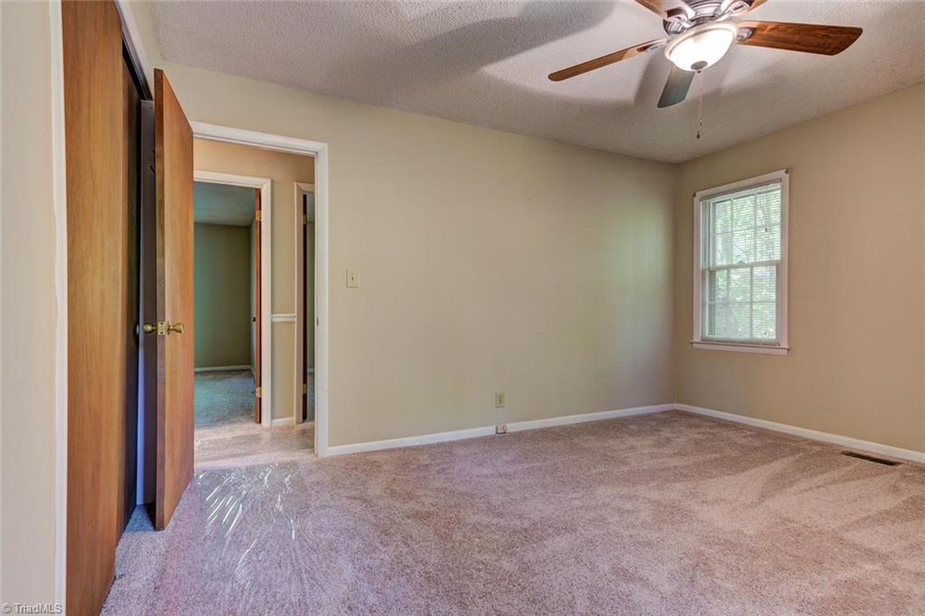 7211 Prentiss Road Greensboro, NC 27409 - Photo 24 of 30