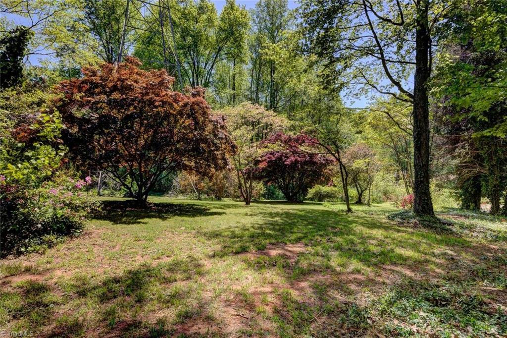 7211 Prentiss Road Greensboro, NC 27409 - Photo 27 of 30