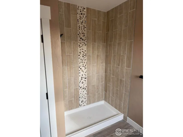 a view of bathroom with shower