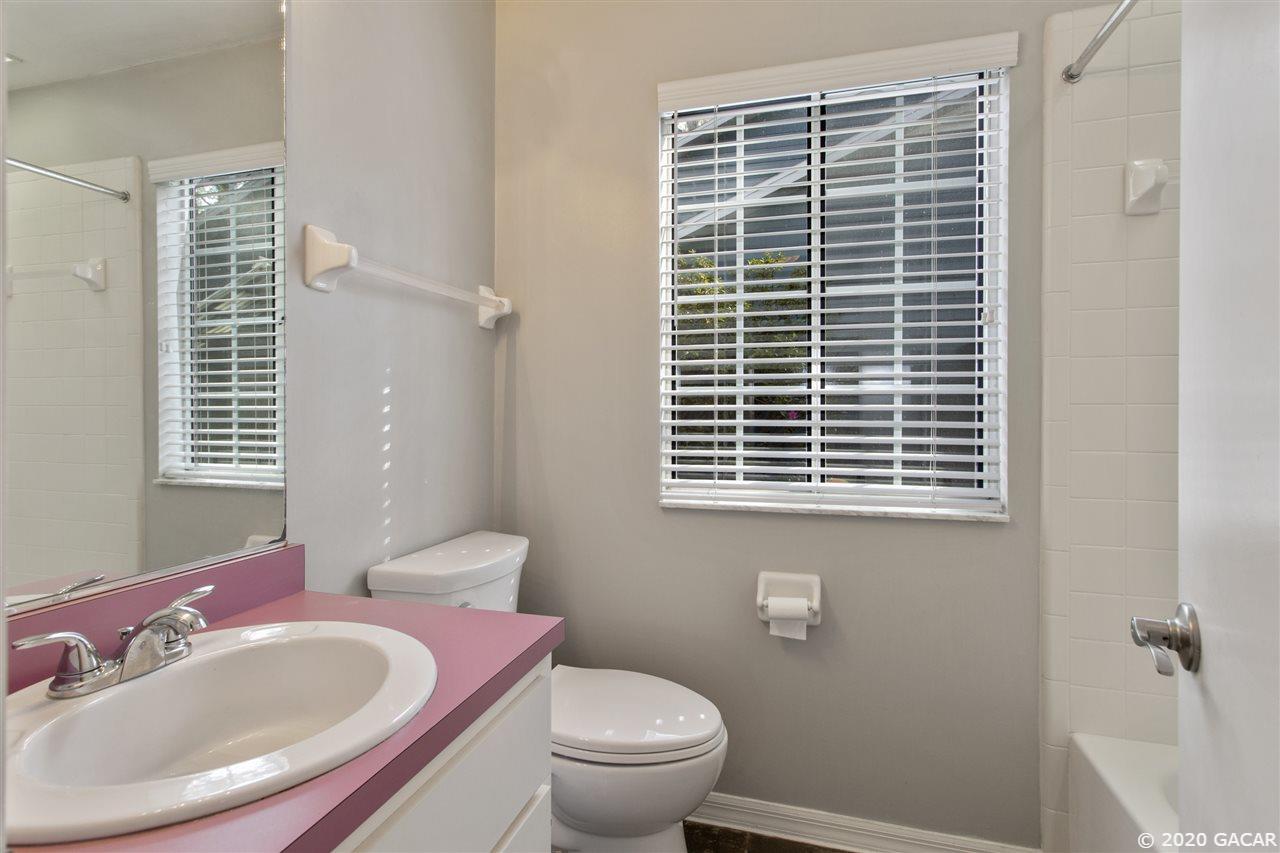 4941 Southwest 10th Lane Gainesville, FL 32607 - Photo 21 of 30